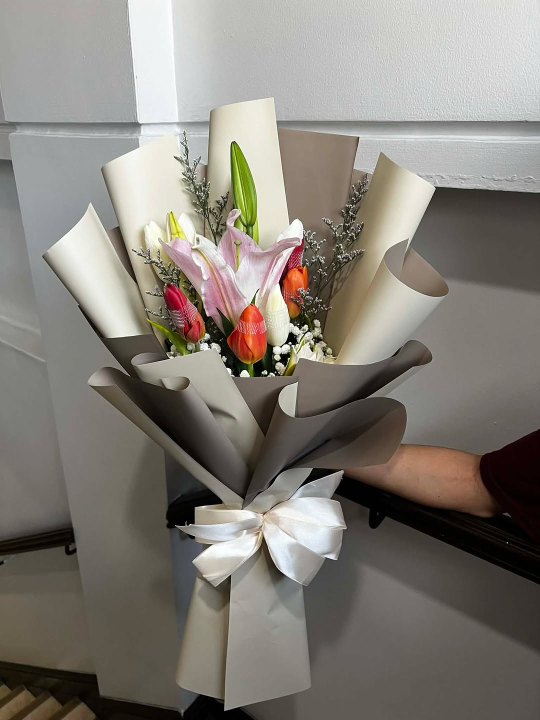 Mixed Arrangements